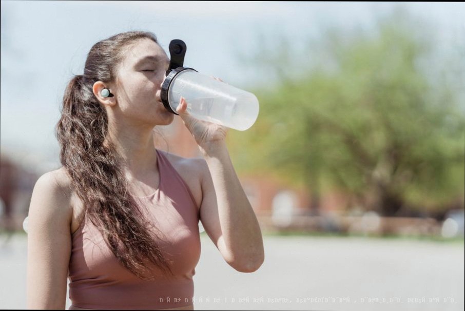 Як тренуватися у спеку: вправи та гідратація влітку