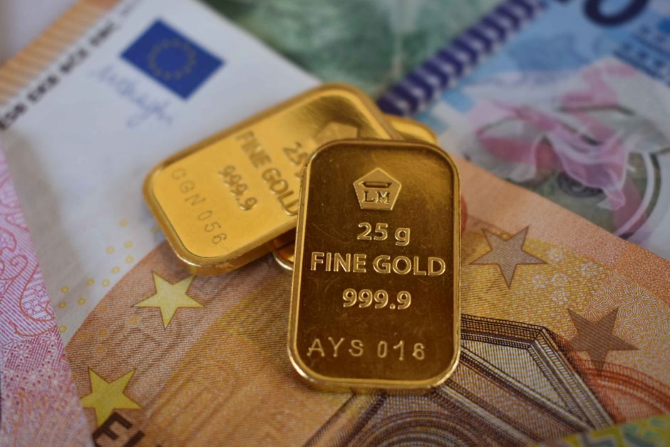 Фрідман вийшов із санкцій ЄС, але активи недосяжні